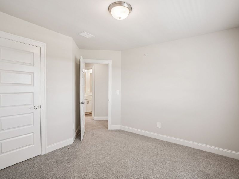 Spacious, unfurnished interior of a new home in Hemingway - Highland Series, Cumming (Image 20).