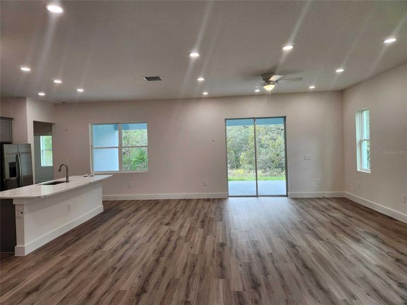 Spacious, unfurnished interior of a new home in , Homosassa (Image 21).