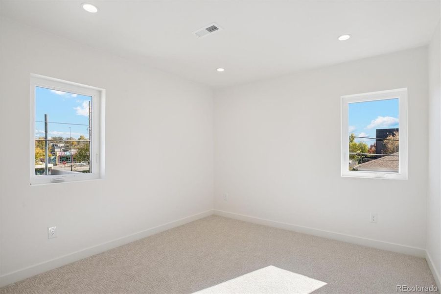 Spacious, unfurnished interior of a new home in , Denver (Image 34).