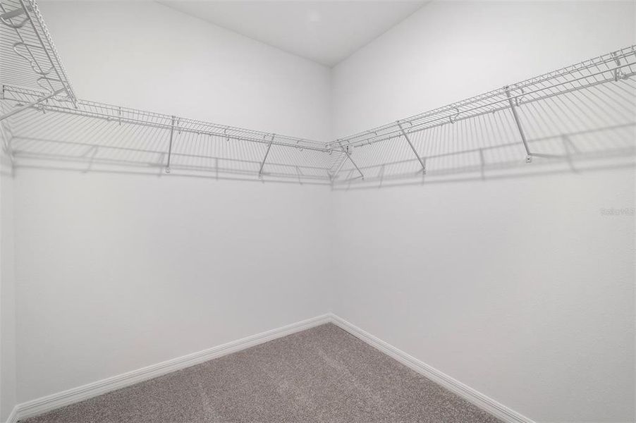 Spacious, unfurnished interior of a new home in Preservation Pointe, Davenport (Image 9).