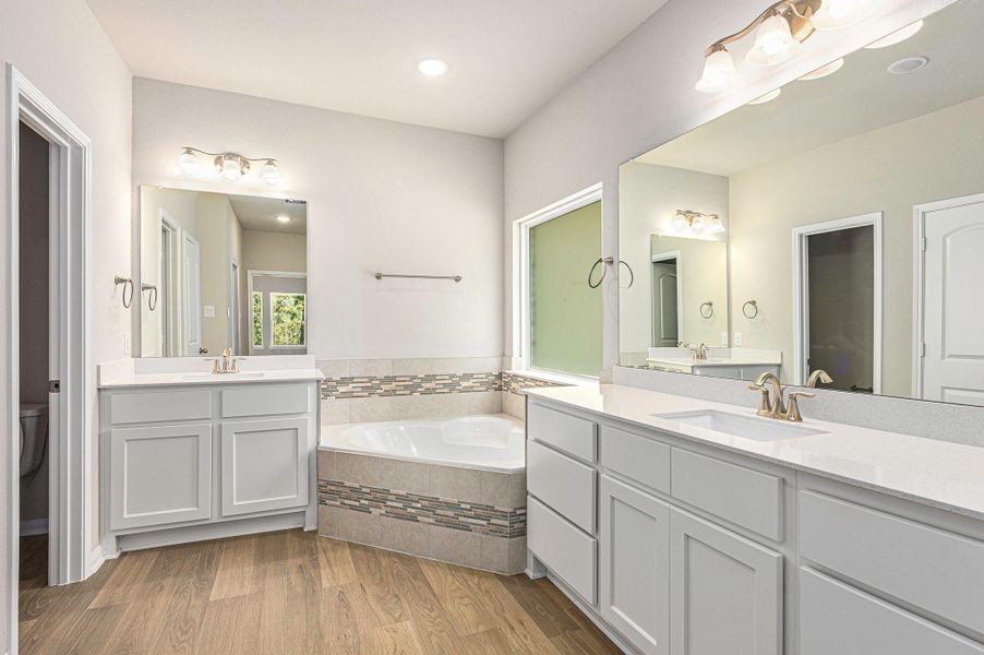 Furnished interior view inside a new home in , Conroe (Image 5).