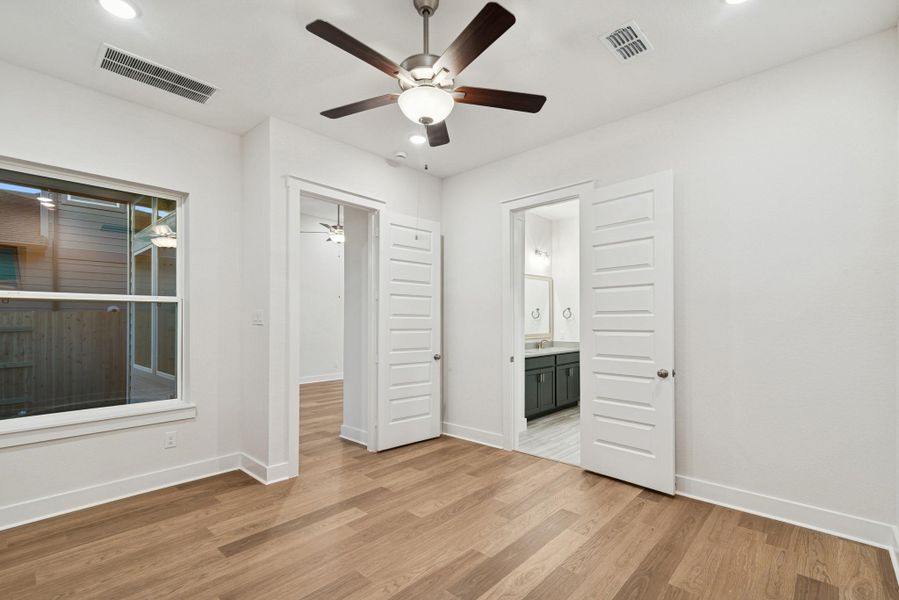 Spacious, unfurnished interior of a new home in , Katy (Image 23).