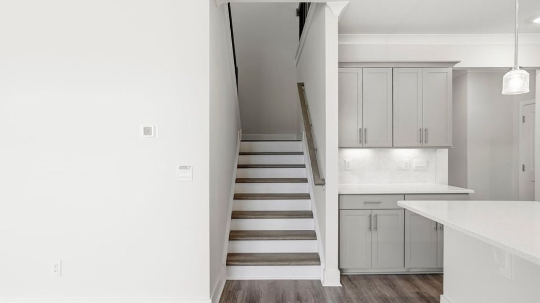 Spacious, unfurnished interior of a new home in Sycamore Cove, Woodruff (Image 25).