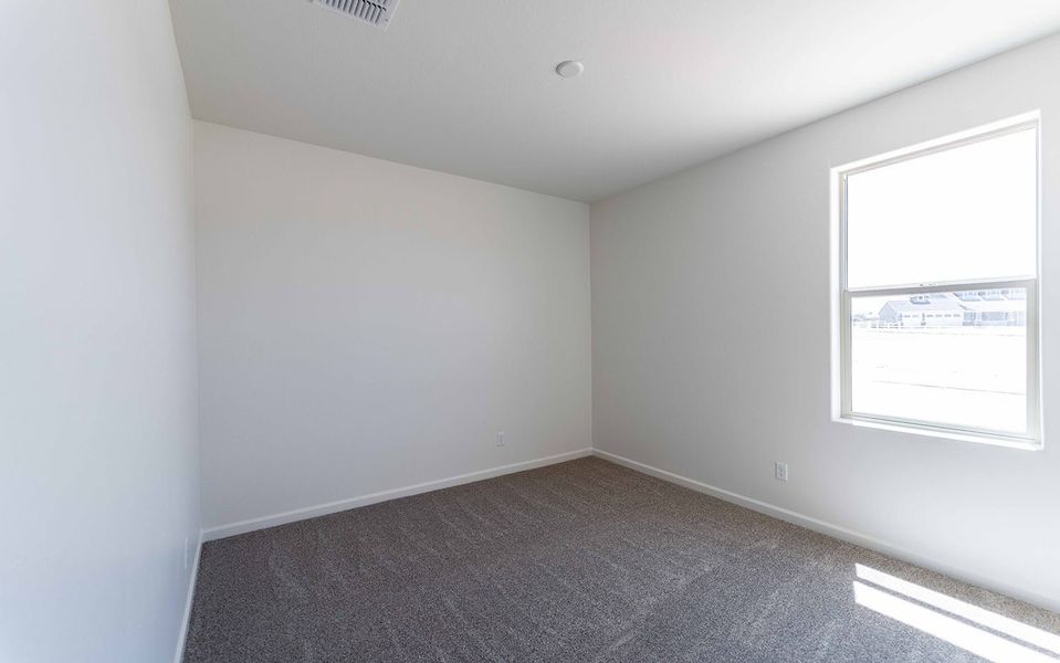 Spacious, unfurnished interior of a new home in Heritage Pointe, Chino Valley (Image 17). Spacious, unfurnished interior of a new home in Heritage Pointe, Chino Valley (Image 17).