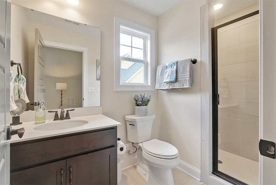 Grace Bay, Bonus Bathroom