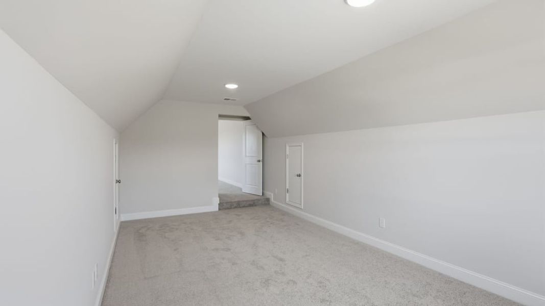 Spacious, unfurnished interior of a new home in Alder Pond, Campobello (Image 24).
