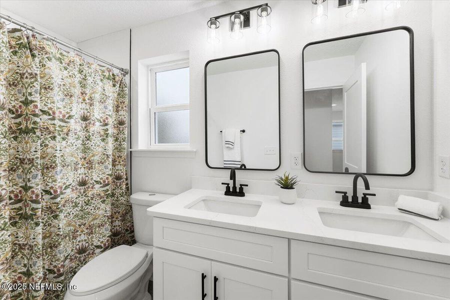 Furnished interior view inside a new home in , Fleming Island (Image 5).