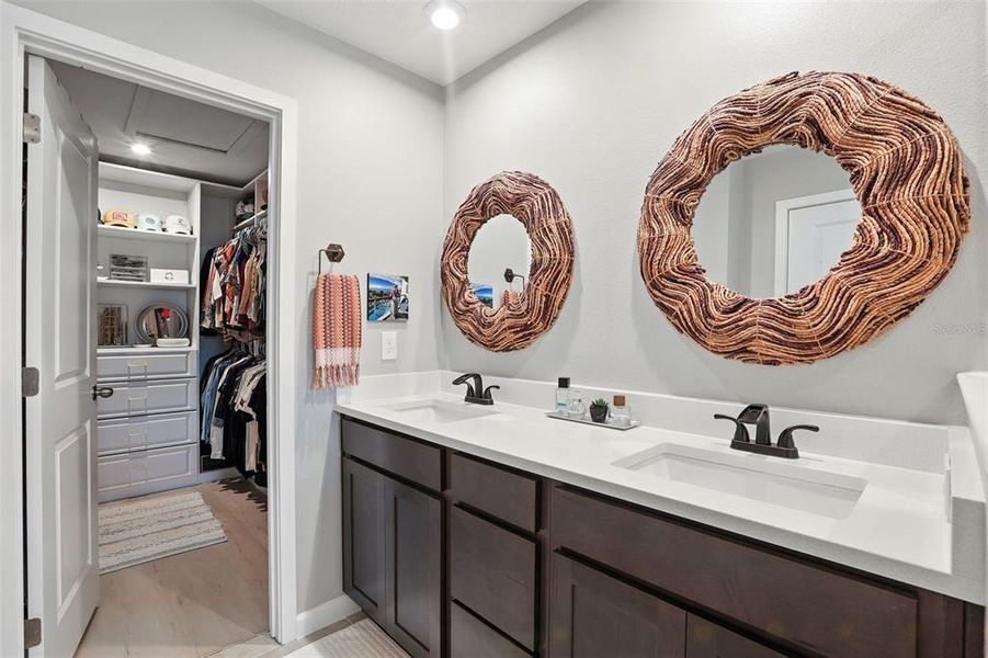 Furnished interior view inside a new home in Waterbrooke, Clermont (Image 29). Furnished interior view inside a new home in Waterbrooke, Clermont (Image 29).