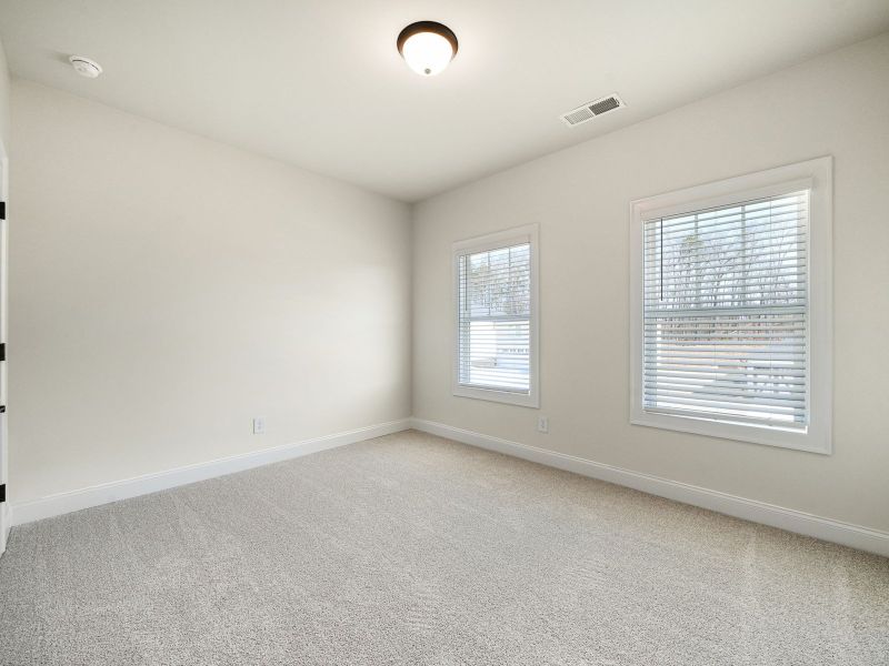 Spacious, unfurnished interior of a new home in Vines at Mill Creek - Legacy Series, Braselton (Image 19).