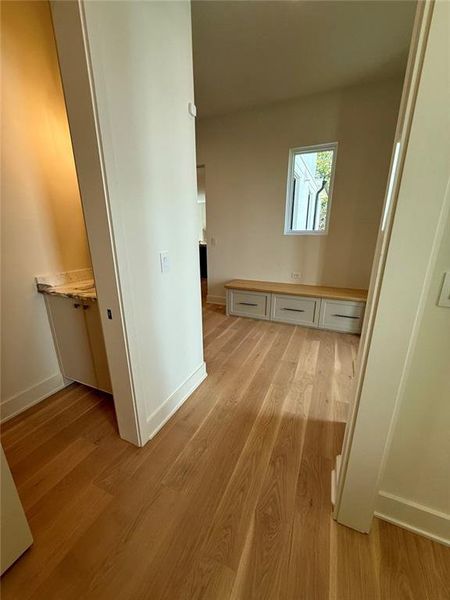 Spacious, unfurnished interior of a new home in , Sandy Springs (Image 44).