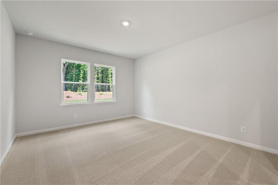 Spacious, unfurnished interior of a new home in Avery Ridge, Gainesville (Image 12).