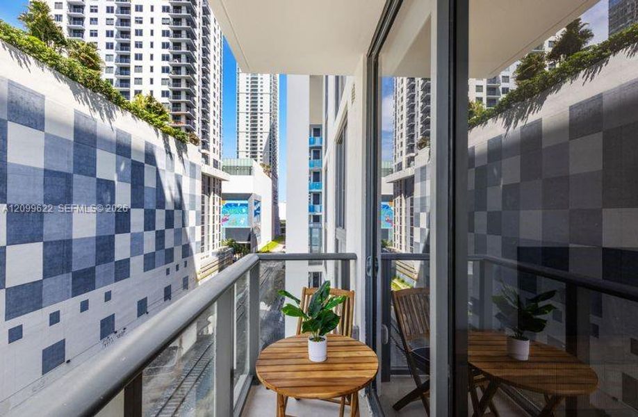 Condo located in Miami, FL showcasing its design and architecture (Image 27). Condo located in Miami, FL showcasing its design and architecture (Image 27).