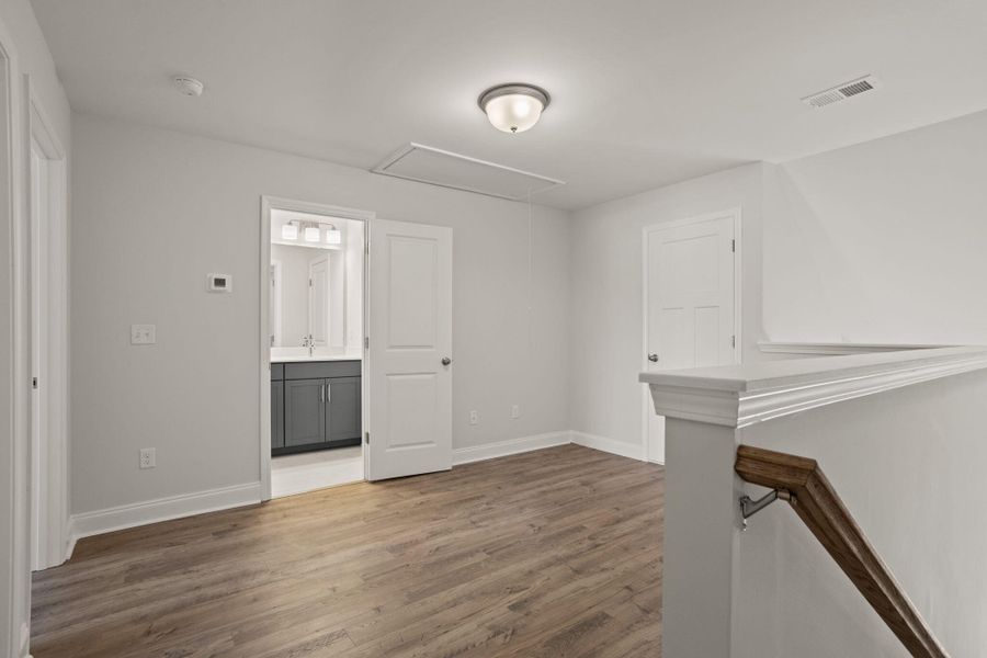 Spacious, unfurnished interior of a new home in , Greenwood (Image 17).