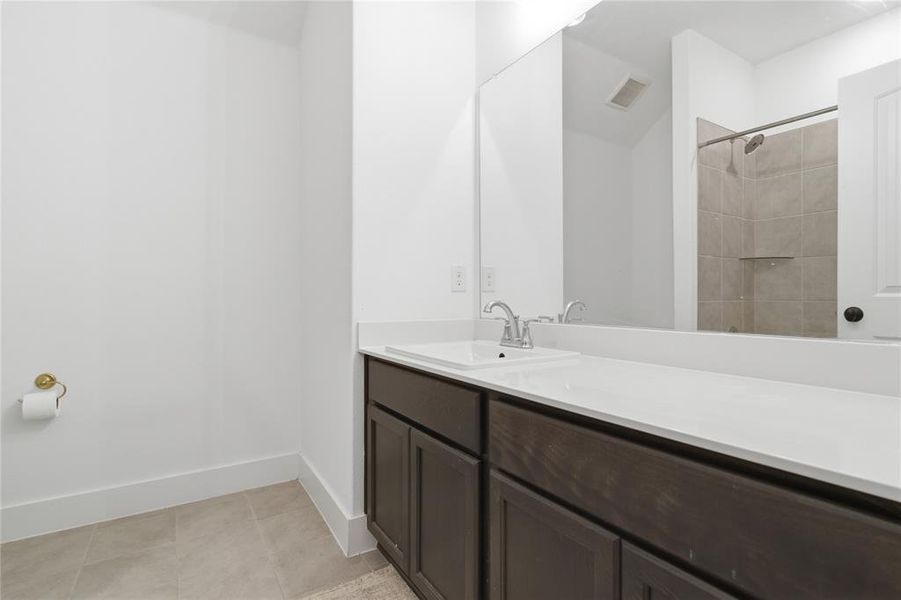 Furnished interior view inside a new home in , Hickory Creek (Image 16).