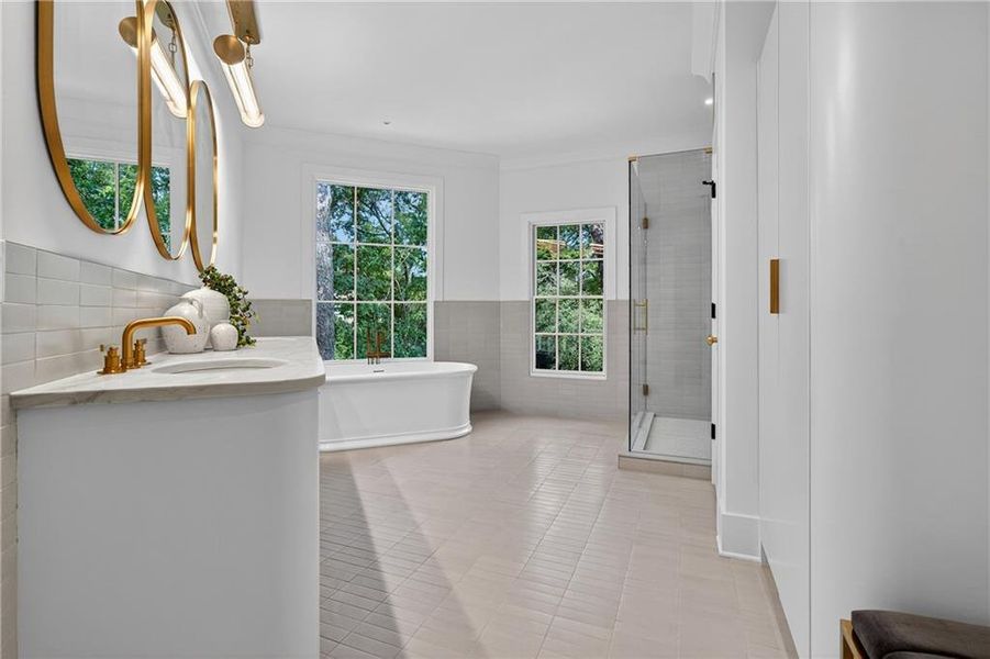 Furnished interior view inside a new home in , Atlanta (Image 29).