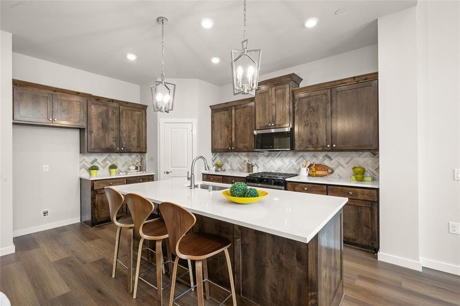 Furnished interior view inside a new home in Mira Lagos, Grand Prairie (Image 4). Furnished interior view inside a new home in Mira Lagos, Grand Prairie (Image 4).