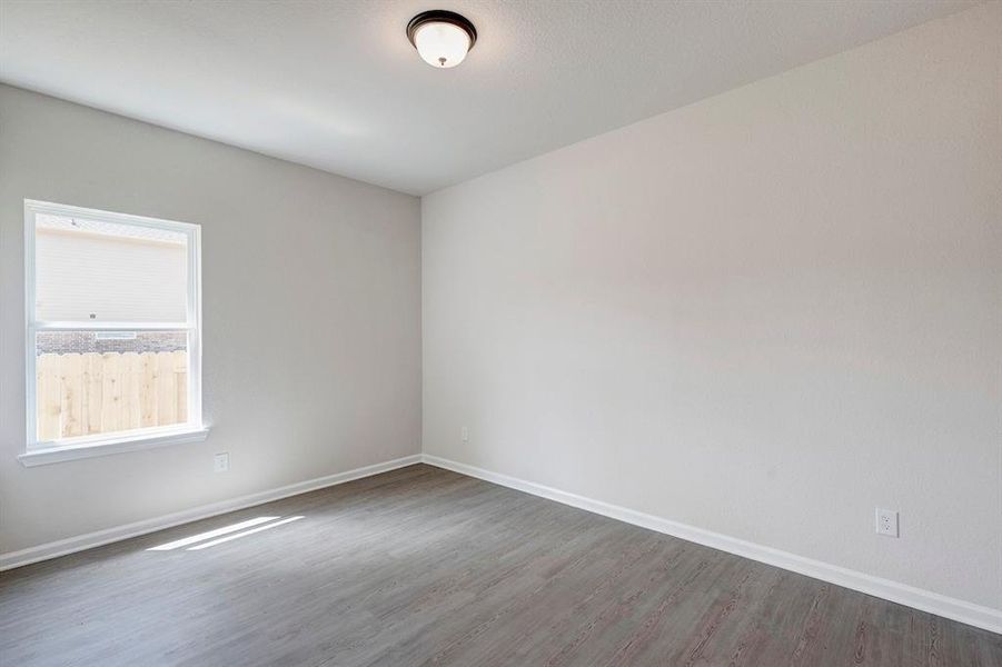 Spacious, unfurnished interior of a new home in , Trenton (Image 12).