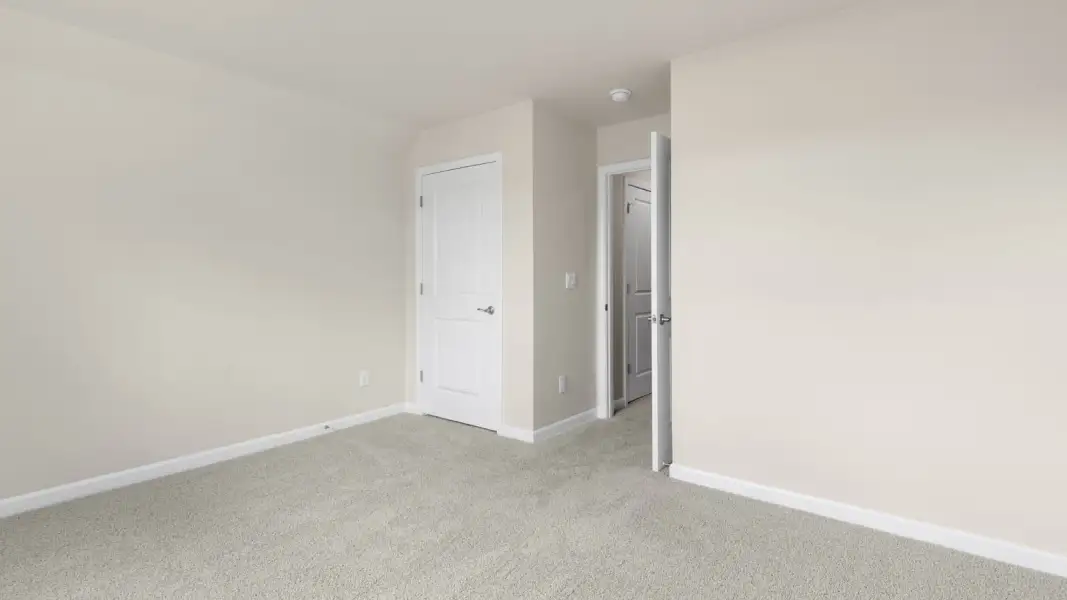 Spacious, unfurnished interior of a new home in The Villas at Galvins Ridge, Sanford (Image 34).