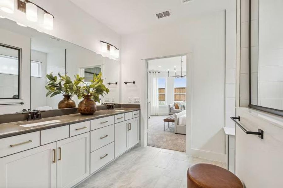 Photo of Pulte model home with same floor plan, not of actual home listed. Photo of Pulte model home with same floor plan, not of actual home listed.