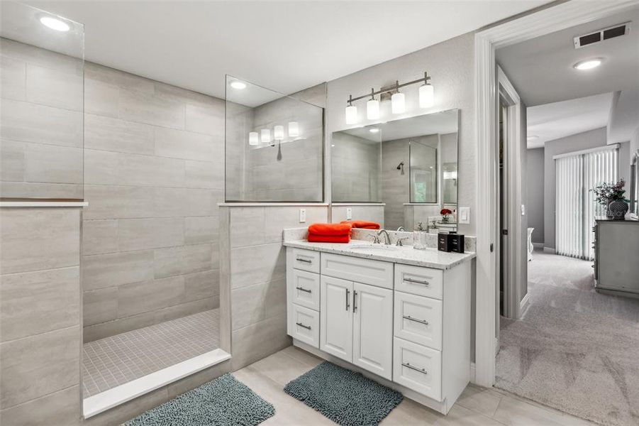 Furnished interior view inside a new home in , New Smyrna Beach (Image 44).