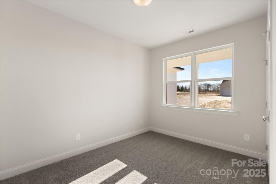 Spacious, unfurnished interior of a new home in , Olin (Image 18).