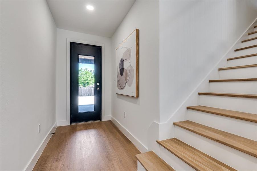 Spacious, unfurnished interior of a new home in , Dallas (Image 22).