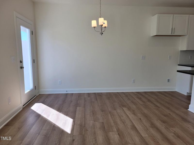 EP 129 Breakfast Area