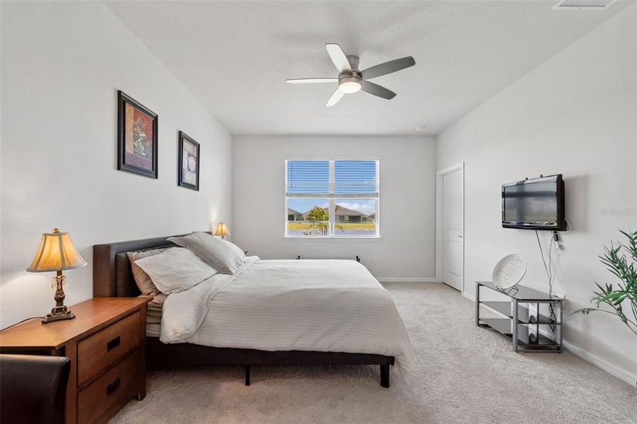 Furnished interior view inside a new home in Star Farms at Lakewood Ranch, Bradenton (Image 7).