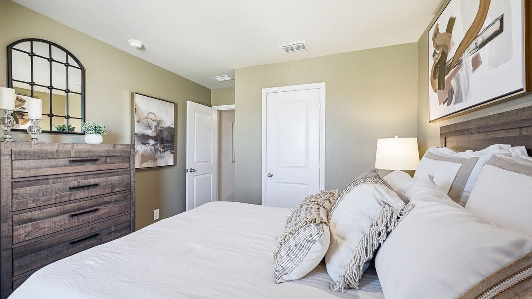 Furnished interior view inside a new home in Sunnycreek, Crowley (Image 29).
