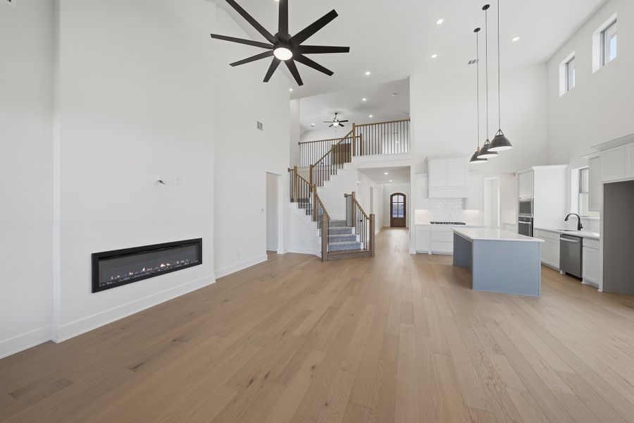 Spacious, unfurnished interior of a new home in Tavolo Park, Fort Worth (Image 22). Spacious, unfurnished interior of a new home in Tavolo Park, Fort Worth (Image 22).