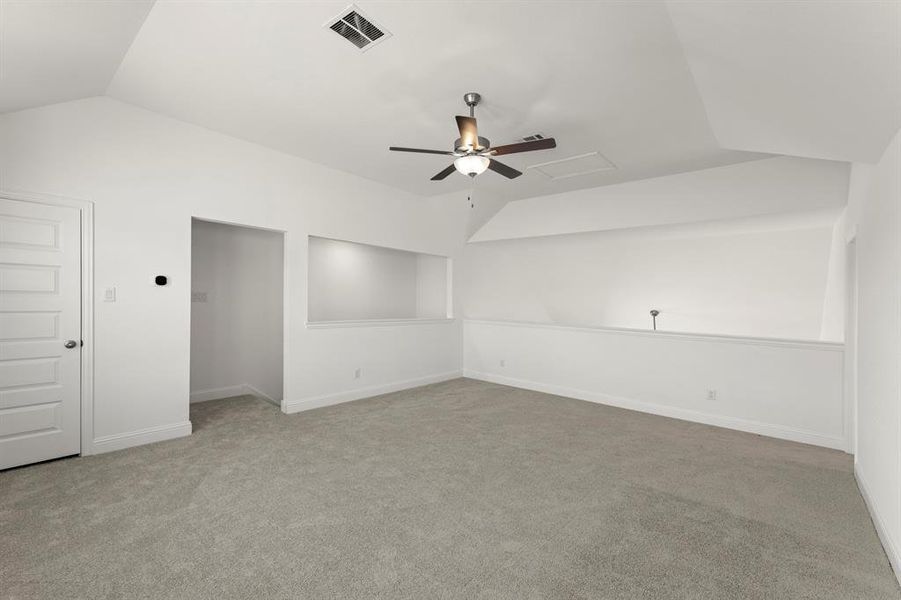 23_24. 510 Front Davis - Game (2)