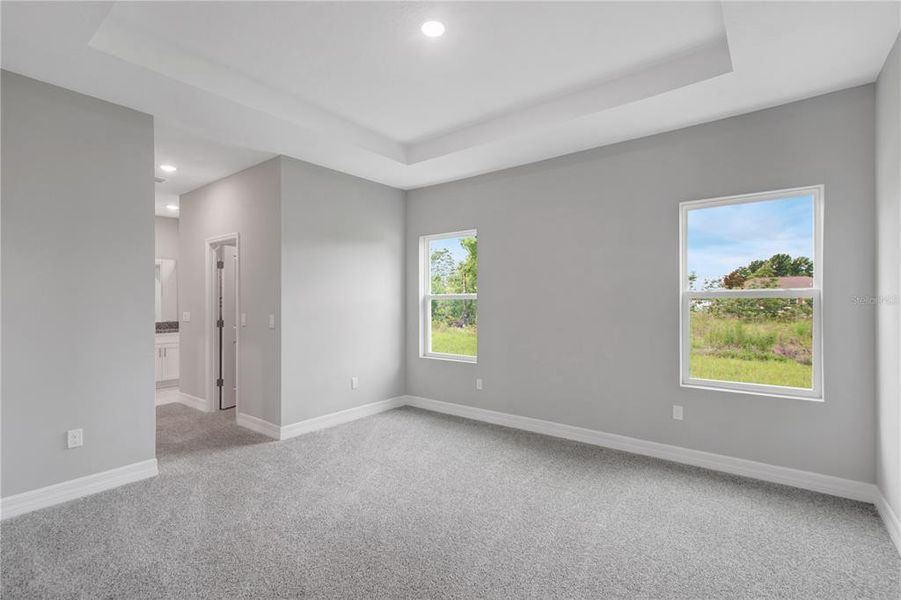 Spacious, unfurnished interior of a new home in , Ocala (Image 17).