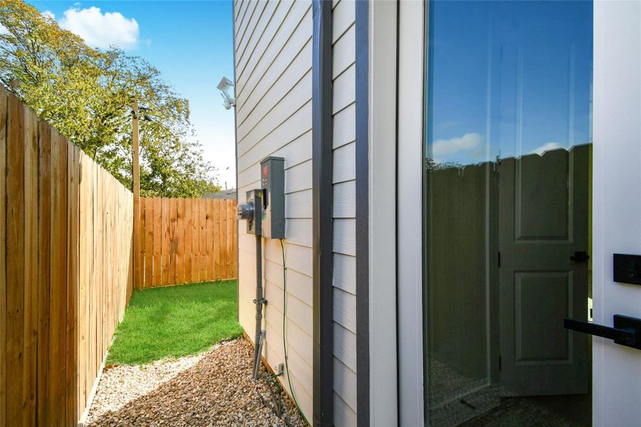 independent entry door for the first floor bedroom