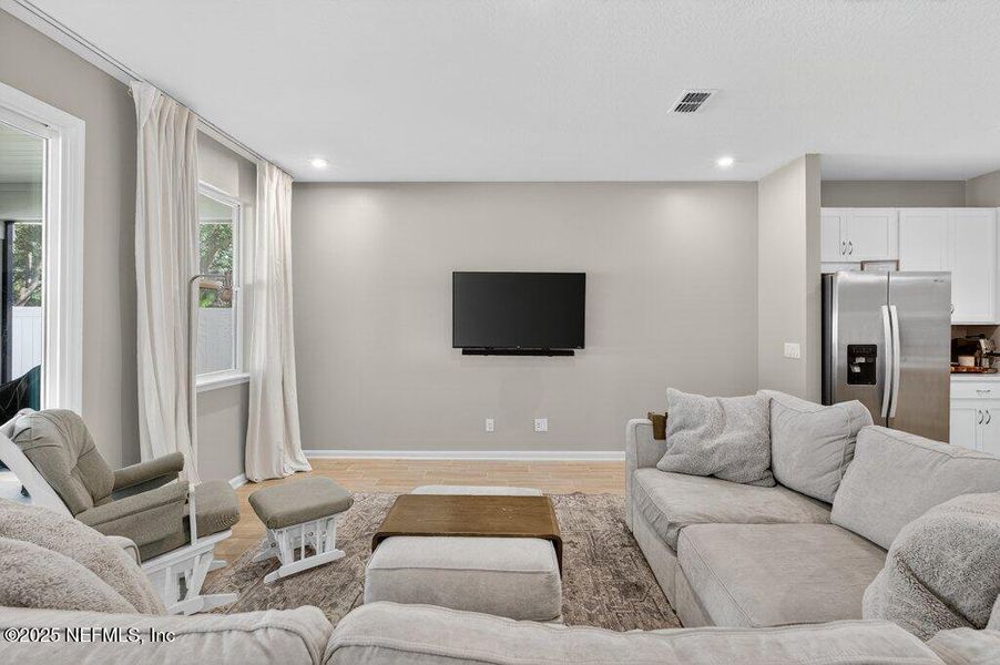 Furnished interior view inside a new home in Sandridge Hills, Green Cove Springs (Image 20).