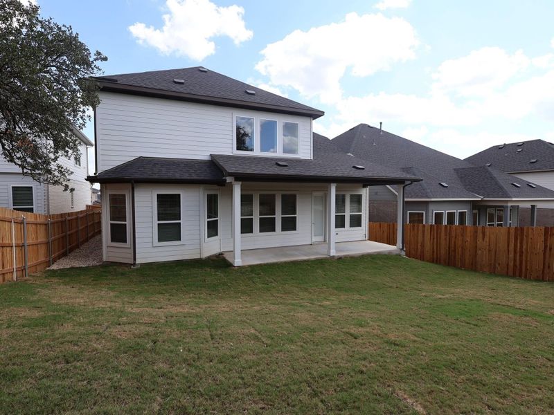 Exterior details and patio area of a home in Edgewood, Leander (Image 3).