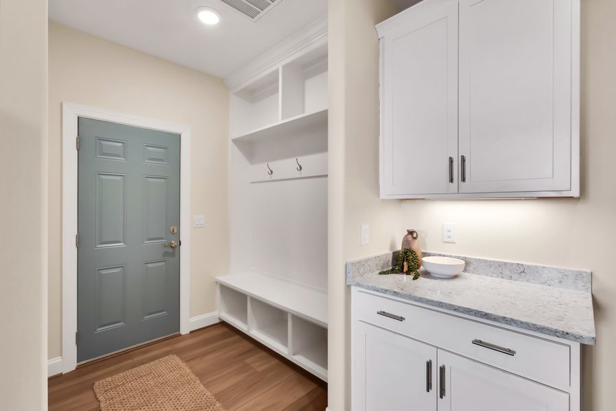 Representative furnished interior of a home built from the Bar Harbour I by Kent Homes in St. James, Southport (Image 124).