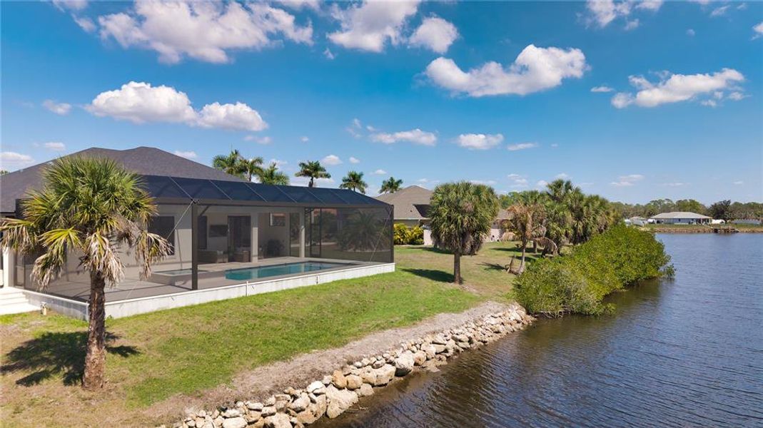 Exterior details and patio area of a home in , Port Charlotte (Image 34).