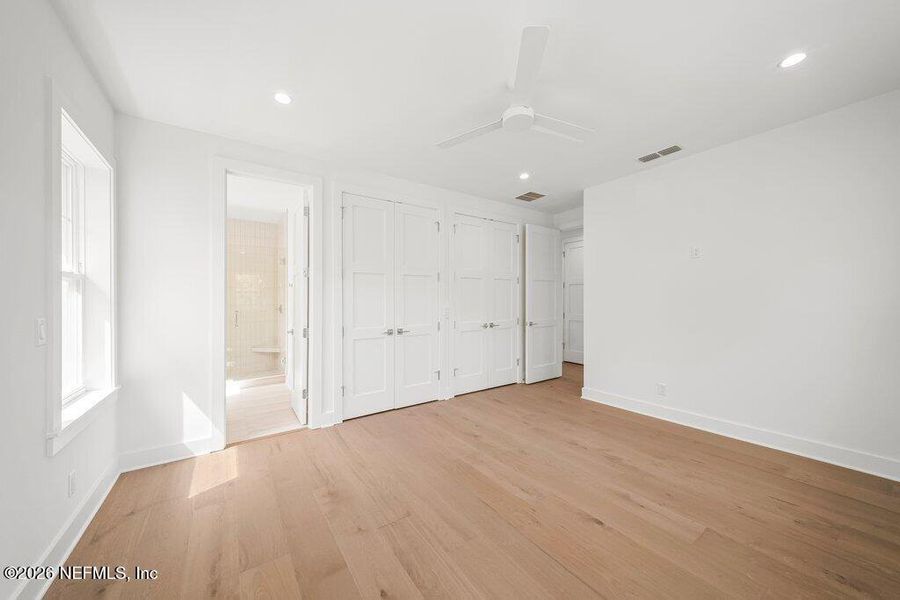 Spacious, unfurnished interior of a new home in , Atlantic Beach (Image 25).