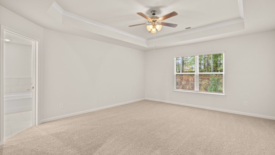 Representative unfurnished interior of a home built from the Stratford by D.R. Horton in Independence Villas and Townhomes, Loganville (Image 25).
