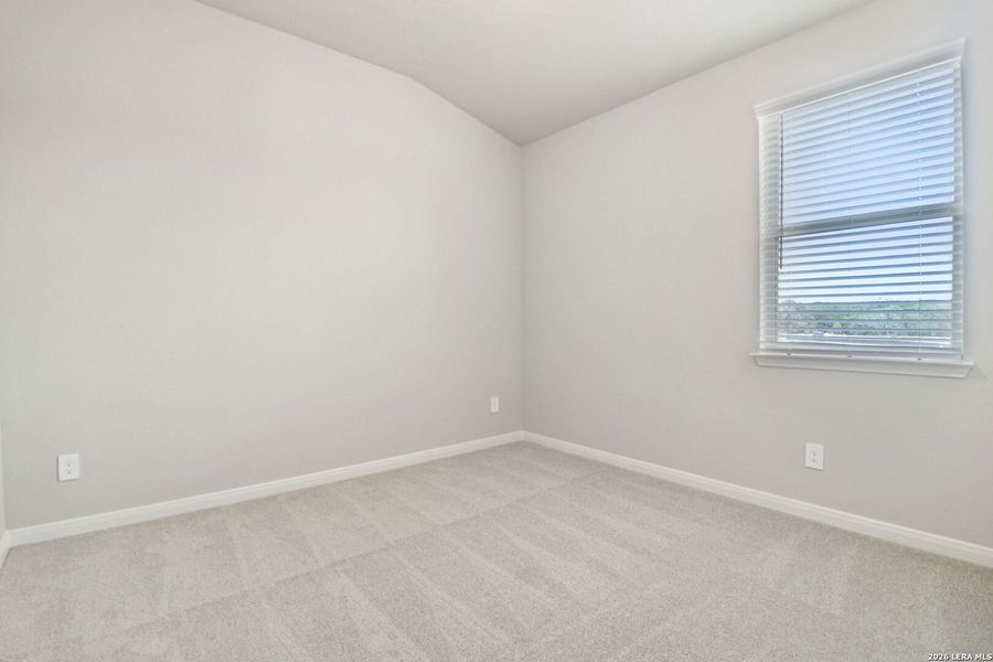 Spacious, unfurnished interior of a new home in Estancia Ranch - Classic Series, San Antonio (Image 27).