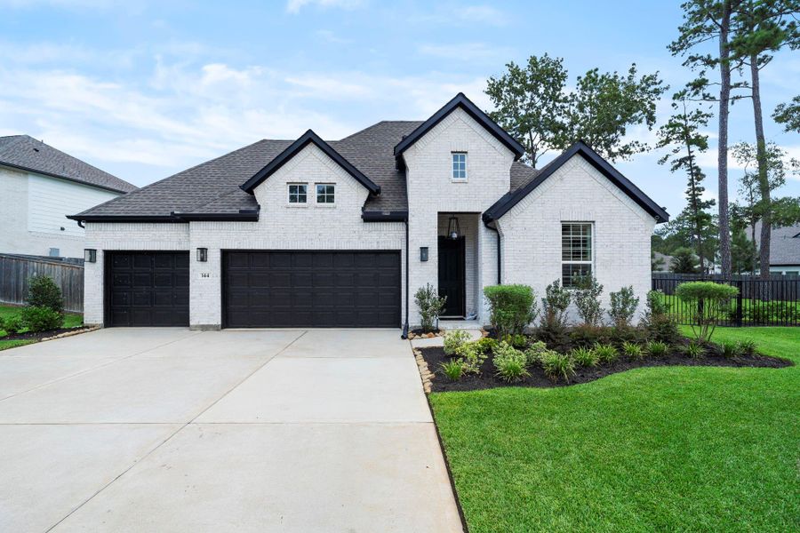 Welcome to 144 Purple Lilac Court! Welcome to 144 Purple Lilac Court!