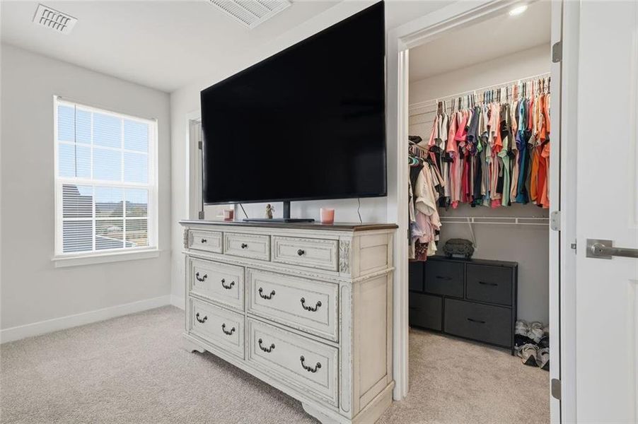 Furnished interior view inside a new home in , Calhoun (Image 16).
