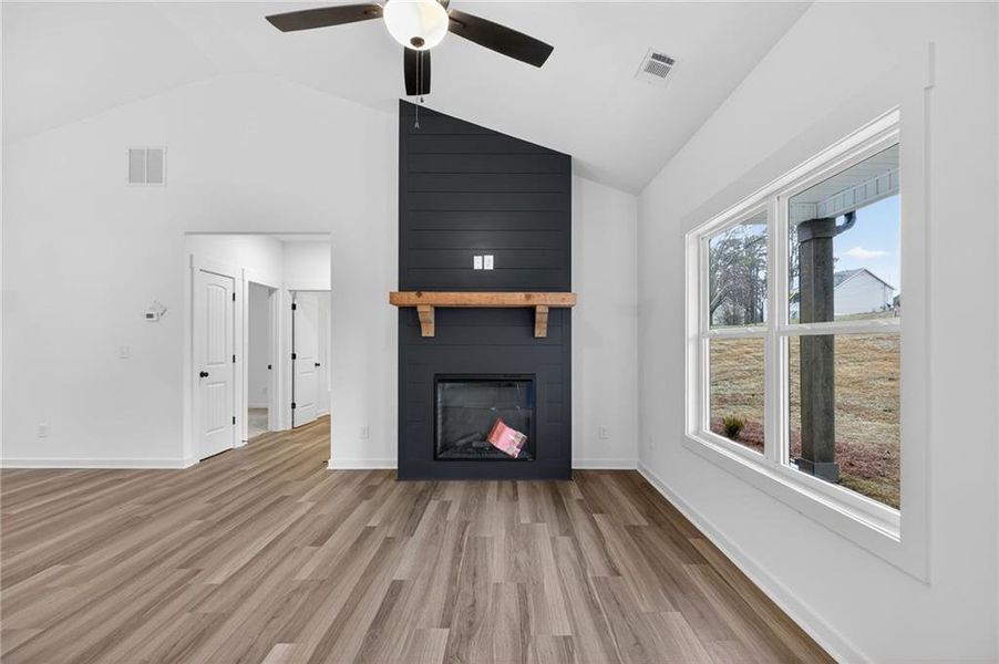 Spacious, unfurnished interior of a new home in , Cedartown (Image 20).