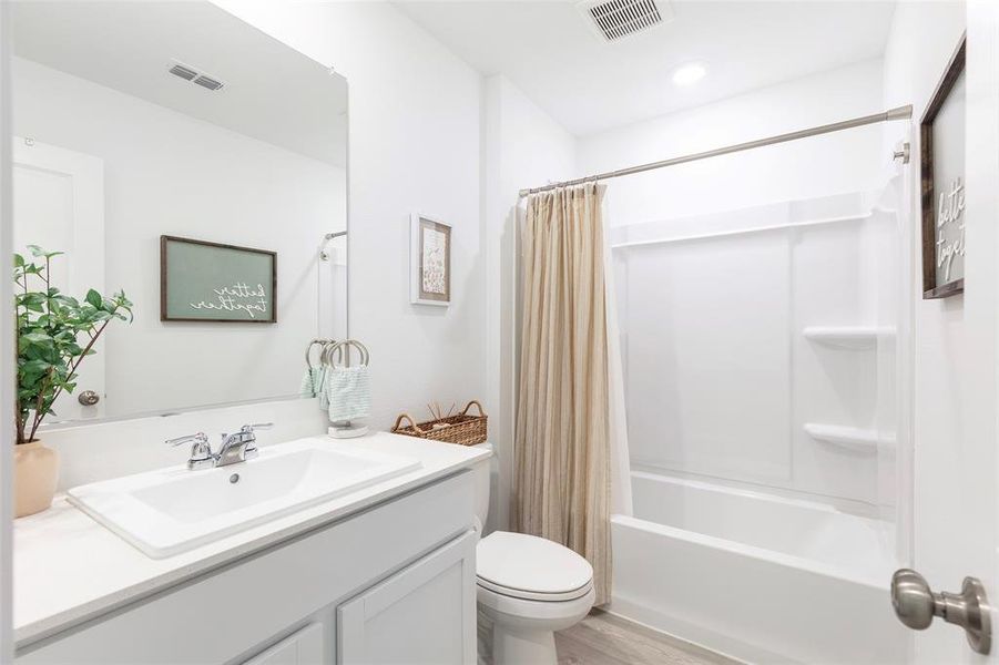 Furnished interior view inside a new home in Mobberly Farms, Pilot Point (Image 18).