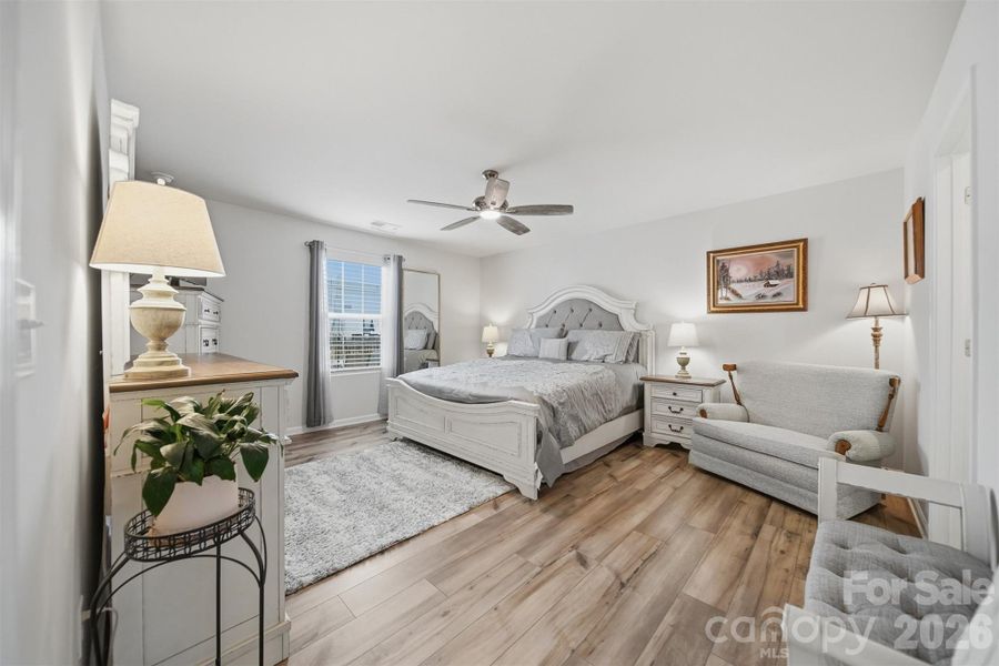 Furnished interior view inside a new home in Legacy Ridge, Catawba (Image 35). Furnished interior view inside a new home in Legacy Ridge, Catawba (Image 35).