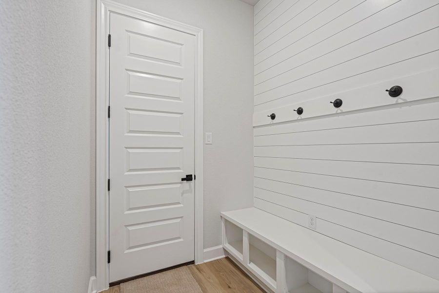 Image 21 of a home in ShadowGlen. Image 21 of a home in ShadowGlen.