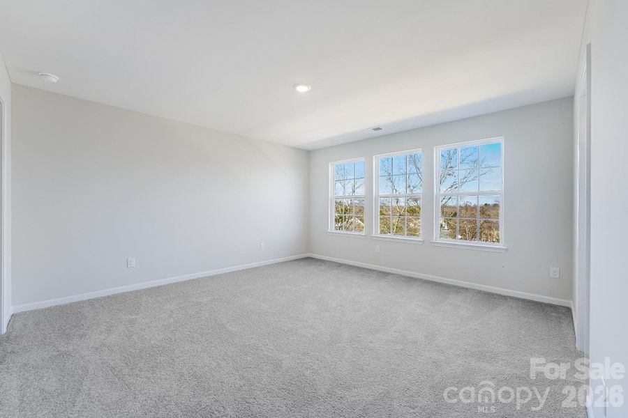 Spacious, unfurnished interior of a new home in Village of Waxhaw, Waxhaw (Image 13).