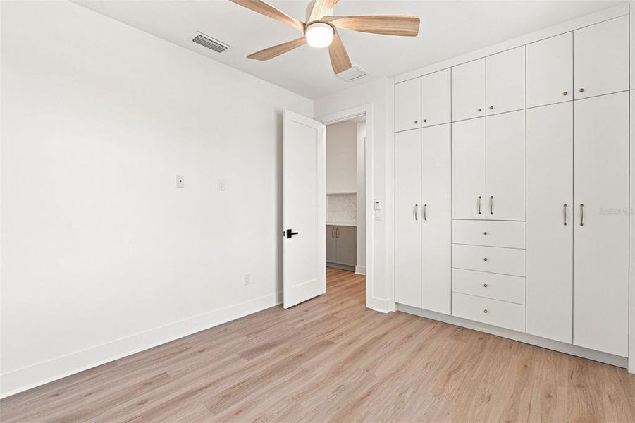 Spacious, unfurnished interior of a new home in , Placida (Image 58).