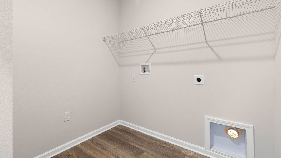 Spacious, unfurnished interior of a new home in Liberty, Panama City (Image 24).