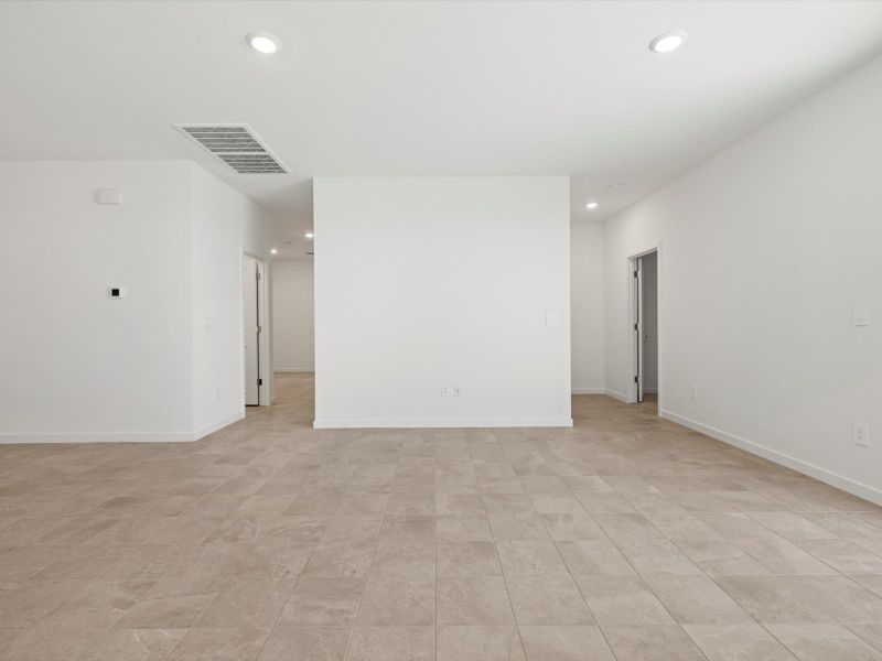 Spacious, unfurnished interior of a new home in Rancho Mirage Estate Series, Maricopa (Image 11).